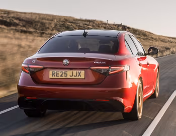 Alfa Romeo Giulia Intensa [UK-spec] (952) '2025
