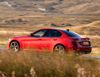 Alfa Romeo Giulia Intensa [UK-spec] (952) '2025