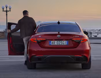 Alfa Romeo Giulia Intensa [Worldwide] (952) '2025