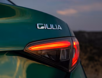 2025 Alfa Romeo Giulia Intensa [North America] (952) '2025