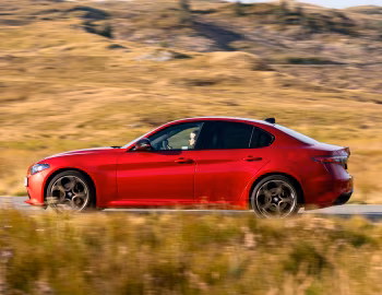 Alfa Romeo Giulia Intensa [UK-spec] (952) '2025