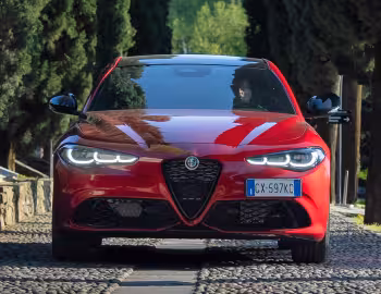 Alfa Romeo Giulia Intensa [Worldwide] (952) '2025