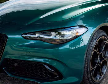 2025 Alfa Romeo Giulia Intensa [North America] (952) '2025