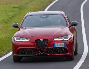Alfa Romeo Giulia Intensa [Worldwide] (952) '2025