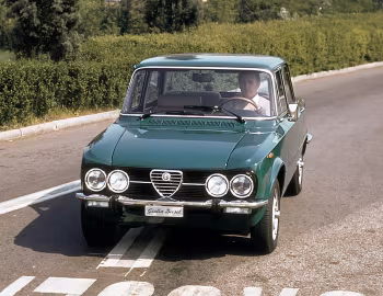 Alfa Romeo Giulia Nuova Super Diesel (115.40) '1976–77