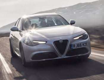 Alfa Romeo Giulia Q2 [UK-spec] (952) '2016–н.ч.