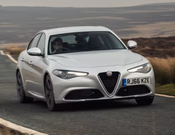 Alfa Romeo Giulia Q2 [UK-spec] (952) '2016–н.ч.