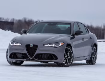 2024–pr. Alfa Romeo Giulia Sprint [North America] (952) '2023–pr.
