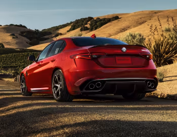 2017–21 Alfa Romeo Giulia Quadrifoglio [North America] (952) '2016–21