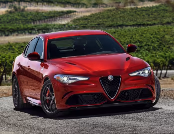 2017–21 Alfa Romeo Giulia Quadrifoglio [North America] (952) '2016–21