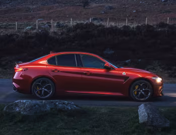 Alfa Romeo Giulia Quadrifoglio [UK-spec] (952) '2016–20