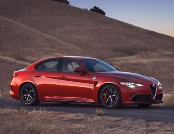 2017–21 Alfa Romeo Giulia Quadrifoglio [North America] (952) '2016–21