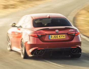 Alfa Romeo Giulia Quadrifoglio [UK-spec] (952) '2016–20