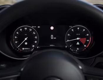 Tableau de bord Alfa Romeo Giulia Quadrifoglio [UK-spec] (952) '2023–25