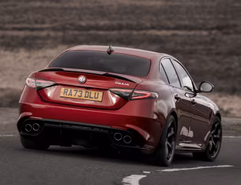 Alfa Romeo Giulia Quadrifoglio [UK-spec] (952) '2023–25