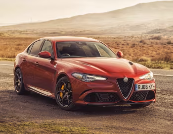 Alfa Romeo Giulia Quadrifoglio [UK-spec] (952) '2016–20
