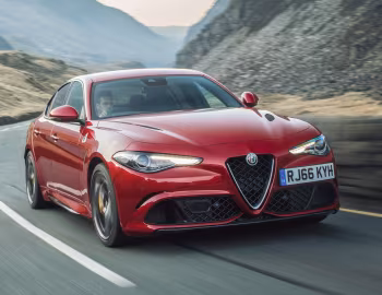Alfa Romeo Giulia Quadrifoglio [UK-spec] (952) '2016–20