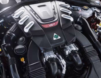 Sous la capuche Alfa Romeo Giulia Quadrifoglio [Australia] (952) '2017–20