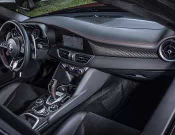 Interior Alfa Romeo Giulia Quadrifoglio [Worldwide] (952) '2020–23