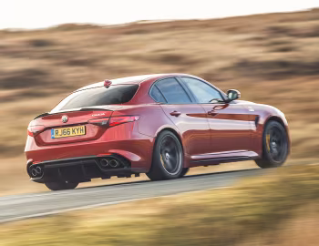 Alfa Romeo Giulia Quadrifoglio [UK-spec] (952) '2016–20