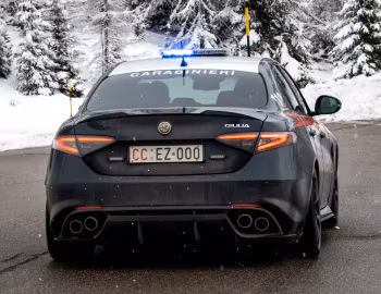 Alfa Romeo Giulia Quadrifoglio Carabinieri (952) '2025
