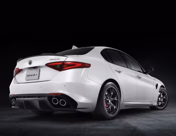 Alfa Romeo Giulia Quadrifoglio "Carbonio" [Japan] (952) '2018