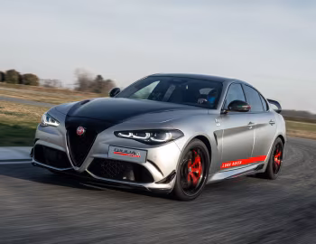 Alfa Romeo Giulia Quadrifoglio Luna Rossa (952) '2026