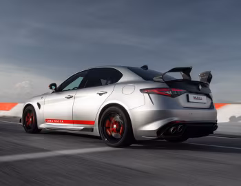 Alfa Romeo Giulia Quadrifoglio Luna Rossa (952) '2026