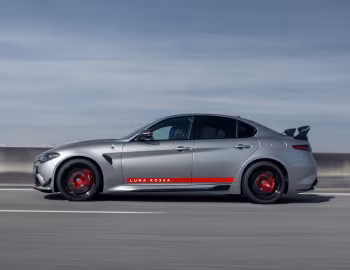 Alfa Romeo Giulia Quadrifoglio Luna Rossa (952) '2026