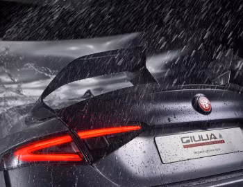 Alfa Romeo Giulia Quadrifoglio Luna Rossa (952) '2026