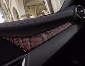Intérieur Alfa Romeo Giulia Quadrifoglio Super Sport (952) '2024