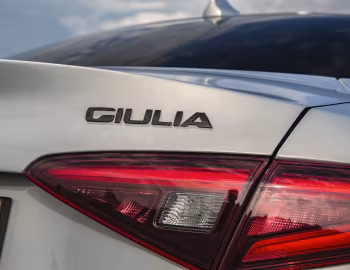 Alfa Romeo Giulia Sprint [UK-spec] (952) '2020–22
