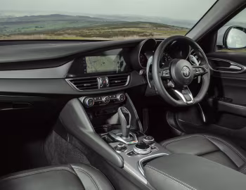 Intérieur Alfa Romeo Giulia Sprint [UK-spec] (952) '2020–22
