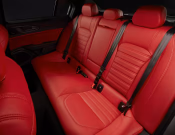 Intérieur 2020–21 Alfa Romeo Giulia Ti Sport Q4 Carbon [North America] (952) '2019–21