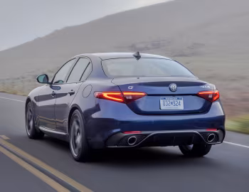 2017–19 Alfa Romeo Giulia Ti Sport Q4 [North America] (952) '2017–19