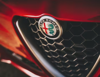 2017–19 Alfa Romeo Giulia Ti Sport Q2 [North America] (952) '2017–19