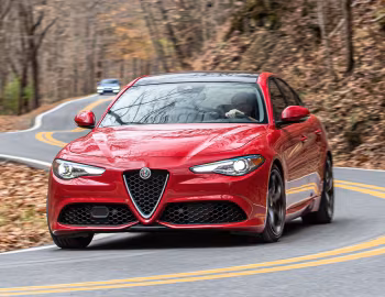 2017–19 Alfa Romeo Giulia Ti Sport Q2 [North America] (952) '2017–19