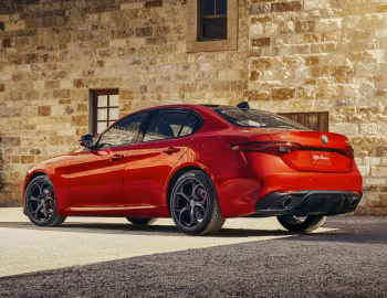 2017–19 Alfa Romeo Giulia Ti Sport Q2 [North America] (952) '2017–19