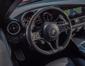 Panneau avant 2017–19 Alfa Romeo Giulia Ti Sport Q2 [North America] (952) '2017–19