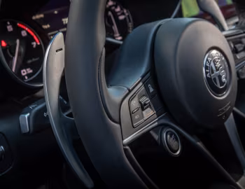 Interior 2017–19 Alfa Romeo Giulia Ti Sport Q2 [North America] (952) '2017–19