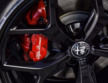 2020–21 Alfa Romeo Giulia Ti Sport Q4 Nero Edizione [North America] (952) '2019–21