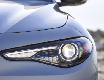 2020–21 Alfa Romeo Giulia Ti Sport Q4 Nero Edizione [North America] (952) '2019–21