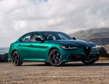 2024–pr. Alfa Romeo Giulia Veloce [North America] (952) '2023–pr.