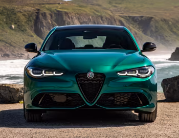 2024–pr. Alfa Romeo Giulia Veloce [North America] (952) '2023–pr.