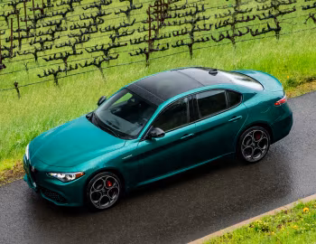 2024–pr. Alfa Romeo Giulia Veloce [North America] (952) '2023–pr.