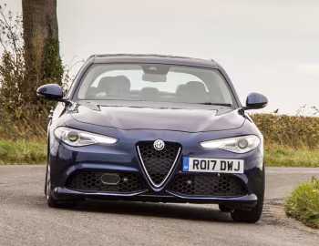 Alfa Romeo Giulia Veloce [UK-spec] (952) '2017–19