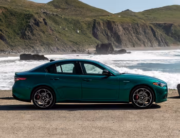 2024–pr. Alfa Romeo Giulia Veloce [North America] (952) '2023–pr.