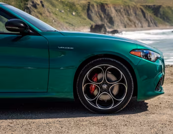 2024–pr. Alfa Romeo Giulia Veloce [North America] (952) '2023–pr.
