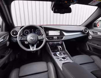 Panneau avant Alfa Romeo Giulia Veloce [Worldwide] (952) '2023–pr.