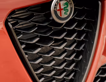 Alfa Romeo Giulia Veloce [UK-spec] (952) '2023–pr.